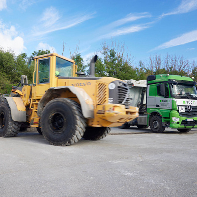 Beladung LKW in Döllnitz